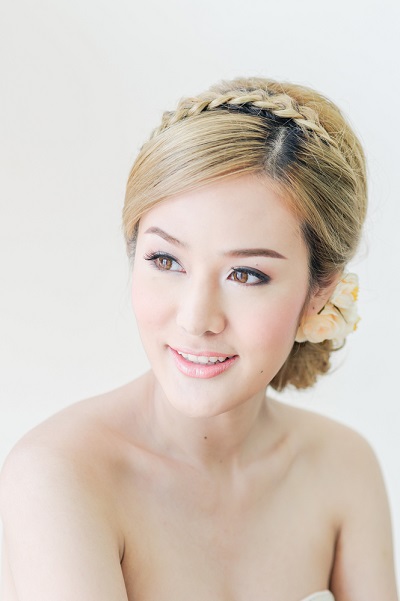 ทรงผมเจ้าสาวถักเปีย ทรงผมเจ้าสาวถักเปีย