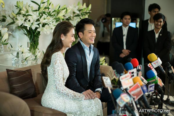 งานแต่งเนยโชติกา-ไฮโซอาร์ม งานแต่งเนยโชติกา-ไฮโซอาร์ม