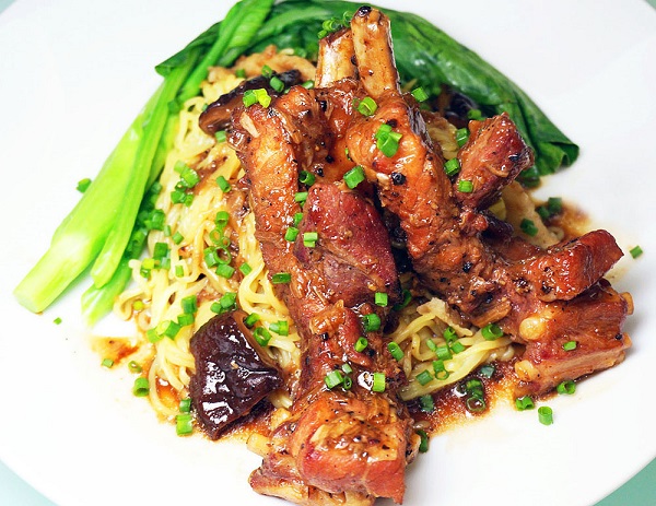 หมูแดงหมูกรอบ หมูแดงหมูกรอบ