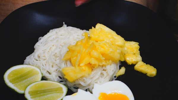 ขนมจีนซาวน้ำ ขนมจีนซาวน้ำ