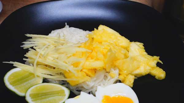 ขนมจีนซาวน้ำ ขนมจีนซาวน้ำ