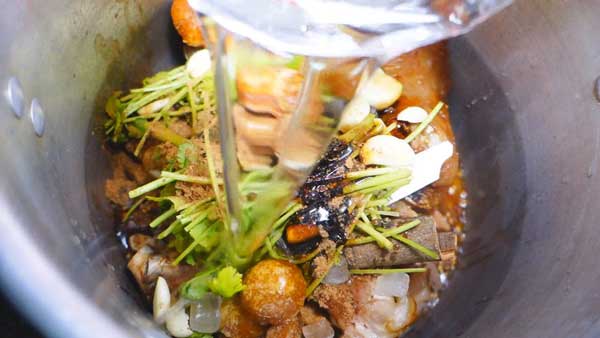 ข้าวขาหมู ข้าวขาหมู