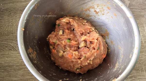 ซาลาเปาไส้หมูสับไข่เค็ม ซาลาเปาไส้หมูสับไข่เค็ม