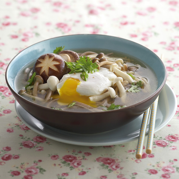 ก๋วยเตี๋ยวเห็ดซุปไข่ ก๋วยเตี๋ยวเห็ดซุปไข่