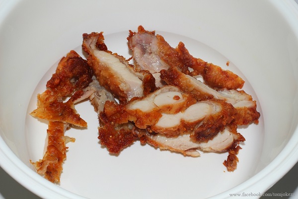 ข้าวยำไก่แซ่บ ข้าวยำไก่แซ่บ