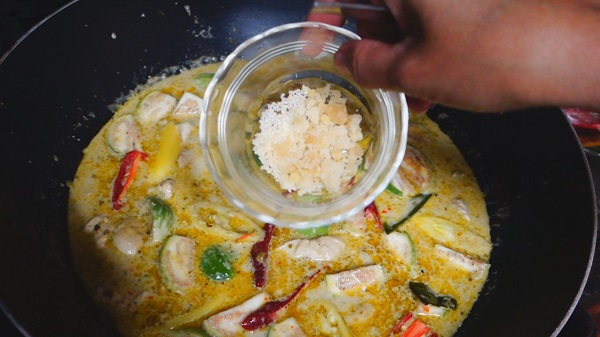 แกงเขียวหวานไก่ แกงเขียวหวานไก่