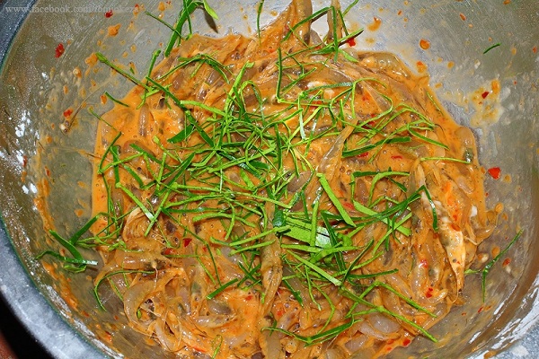 กุ้งฝอยทอดกรอบ กุ้งฝอยทอดกรอบ