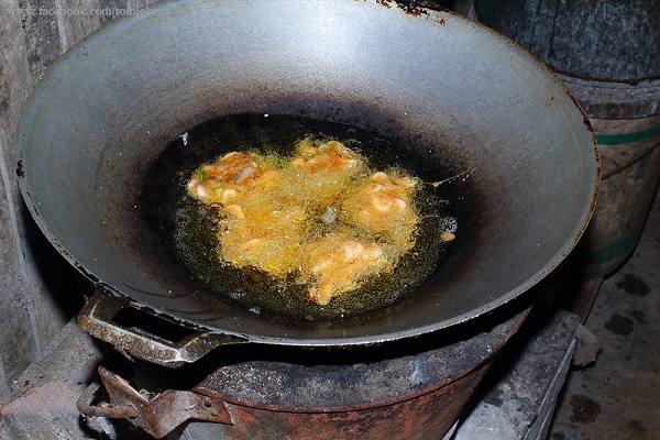 กุ้งฝอยทอดกรอบ กุ้งฝอยทอดกรอบ