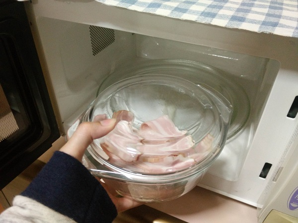 ไข่ถ้วยเบคอนชีส ไข่ถ้วยเบคอนชีส