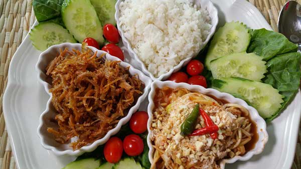 ข้าวมันส้มตำ ข้าวมันส้มตำ