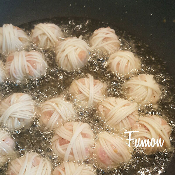 ไก่โสร่ง ไก่โสร่ง