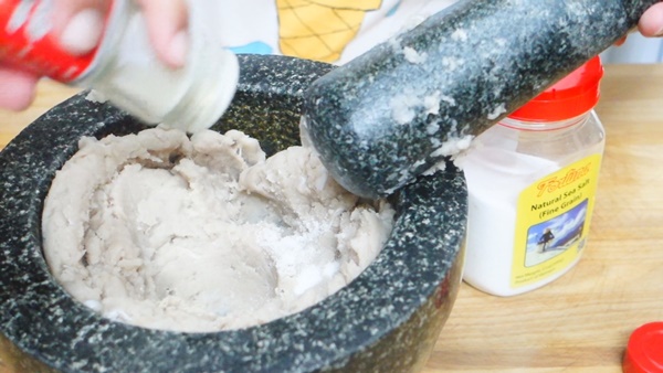 แกงเขียวหวานลูกชิ้นปลาอินทรี แกงเขียวหวานลูกชิ้นปลาอินทรี