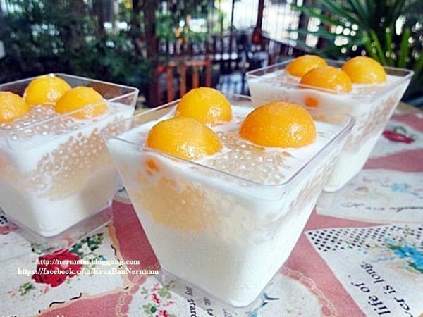 ขนมขายหน้าร้อน ขนมขายหน้าร้อน