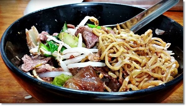 ก๋วยเตี๋ยวเนื้อตุ๋น ก๋วยเตี๋ยวเนื้อตุ๋น