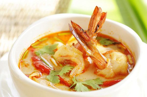 ต้มยำกุ้ง ต้มยำกุ้ง