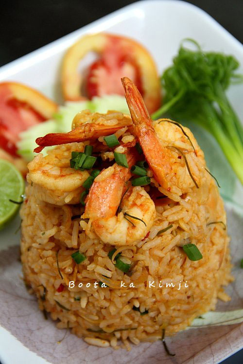 ต้มยำกุ้ง ต้มยำกุ้ง