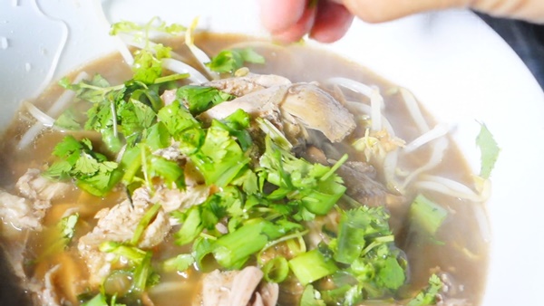 ก๋วยเตี๋ยวเป็ดพะโล้ วิธีทำ ก๋วยเตี๋ยวเป็ด