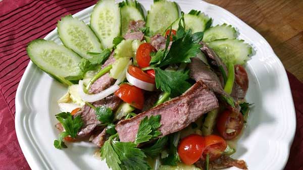 ยำเนื้อย่าง ยำเนื้อย่าง