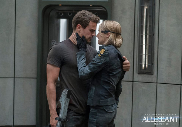 Divergent Series: Allegiant Divergent Series: Allegiant