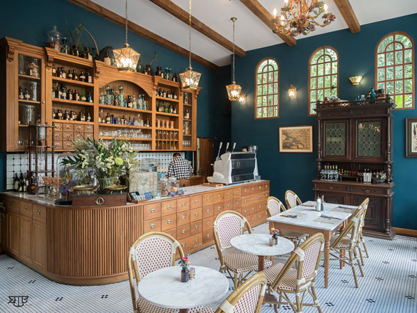 Cafe Cafe