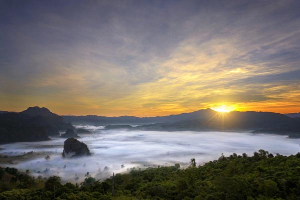 สถานที่กางเต็นท์ สถานที่กางเต็นท์