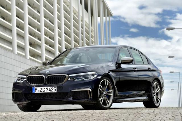 BMW M550i xDrive BMW M550i xDrive