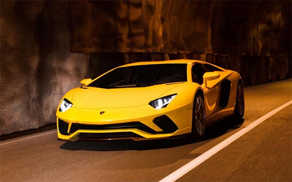 Lamborghini Aventador S Coupé 2017 Lamborghini Aventador S Coupé 2017