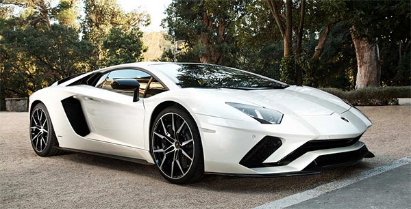Lamborghini Aventador S Coupé 2017 Lamborghini Aventador S Coupé 2017