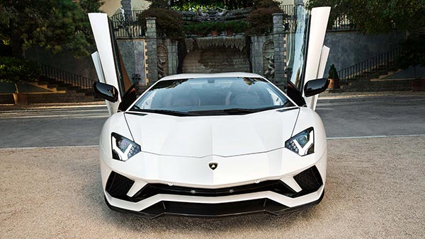Lamborghini Aventador S Coupé 2017 Lamborghini Aventador S Coupé 2017