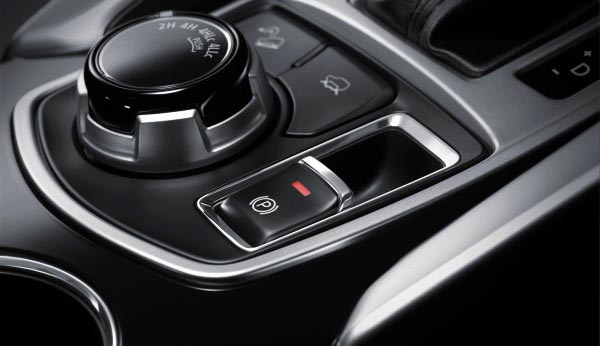 Mitsubishi Pajero Sport 2017 GT-Premium 4WD Mitsubishi Pajero Sport 2017 GT-Premium 4WD