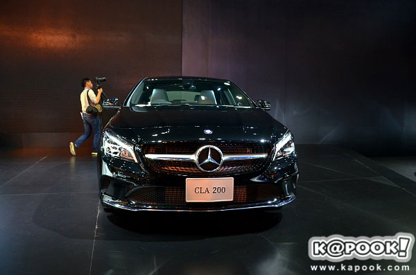 Mercedes-Benz Mercedes-Benz