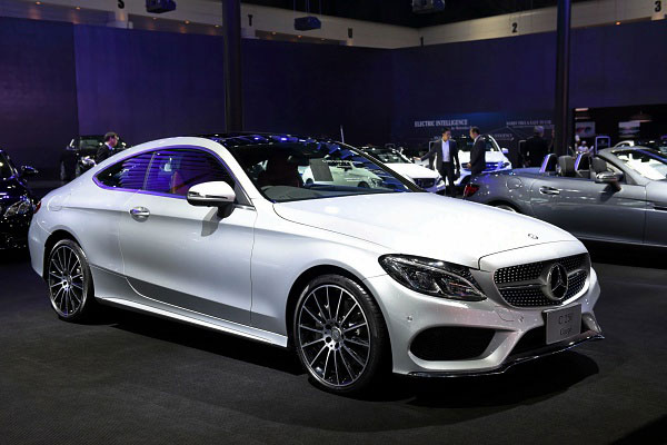 Mercedes-Benz Mercedes-Benz