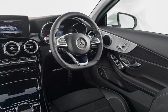 Mercedes-Benz C 300 Cabriolet 2017 Mercedes-Benz C 300 Cabriolet 2017