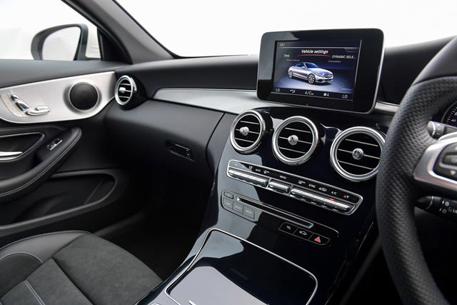 Mercedes-Benz C 300 Cabriolet 2017 Mercedes-Benz C 300 Cabriolet 2017
