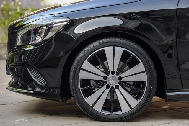 Mercedes-Benz CLA-Class 2017 Mercedes-Benz CLA-Class 2017