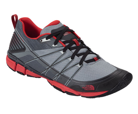 รองเท้าออกกําลังกาย รองเท้าออกกําลังกาย