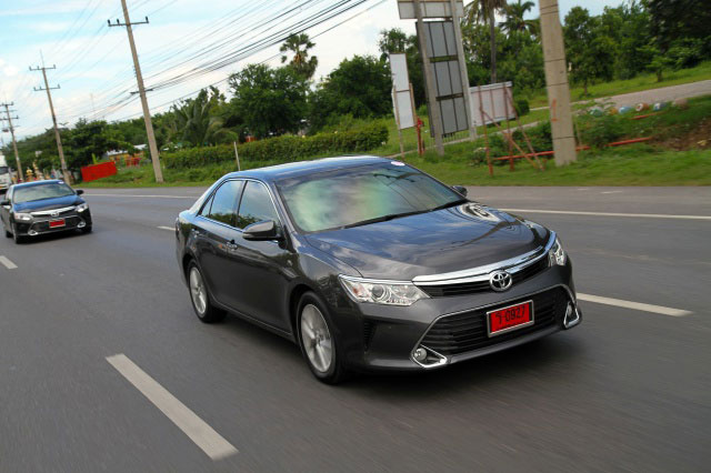 Test Drive Toyota Camry 2016 Test Drive Toyota Camry 2016