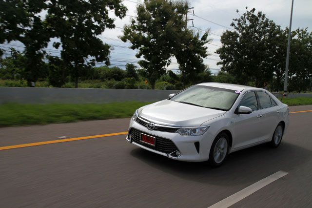 Test Drive Toyota Camry 2016 Test Drive Toyota Camry 2016