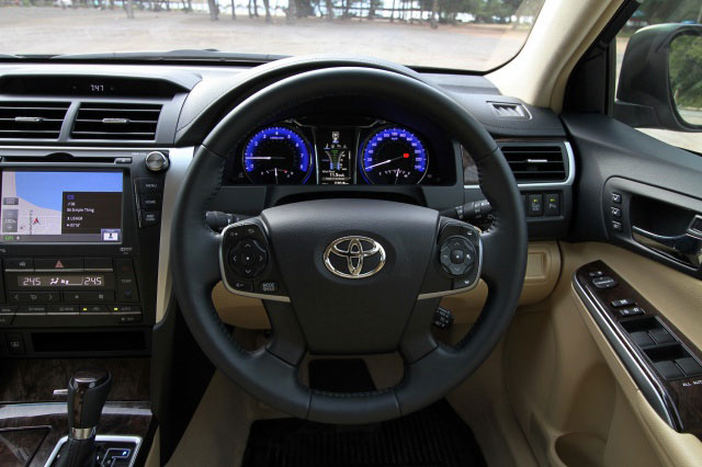 Test Drive Toyota Camry 2016 Test Drive Toyota Camry 2016