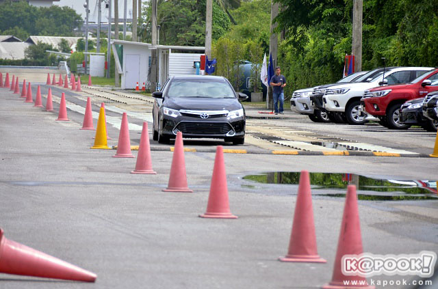 Test Drive Toyota Camry 2016 Test Drive Toyota Camry 2016