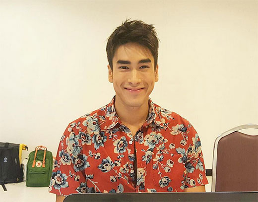 แฟชั่นเสื้อฮาวาย แฟชั่นเสื้อฮาวาย