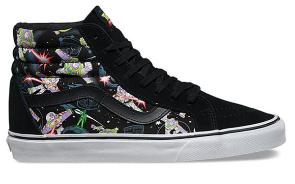 รองเท้าผ้าใบหุ้มข้อ รองเท้าผ้าใบหุ้มข้อ