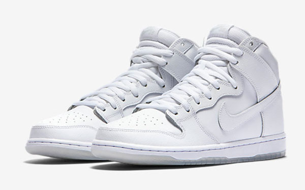 รองเท้าผ้าใบหุ้มข้อ รองเท้าผ้าใบหุ้มข้อ