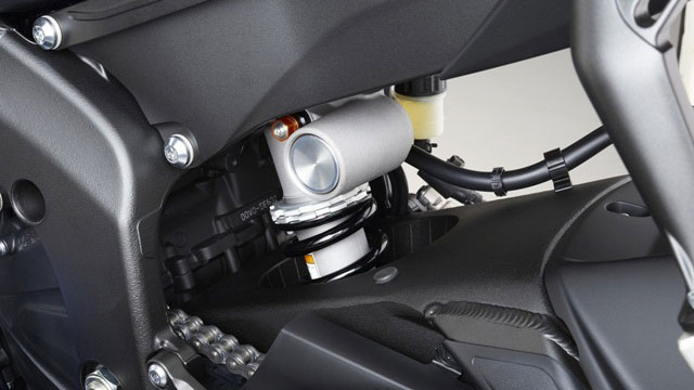 Yamaha YZF-R6 Yamaha YZF-R6
