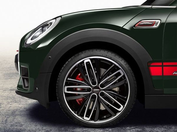 MINI John Cooper Works Clubman 2017 MINI John Cooper Works Clubman 2017