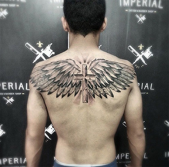 ลายสักกลางหลัง ลายสักกลางหลัง