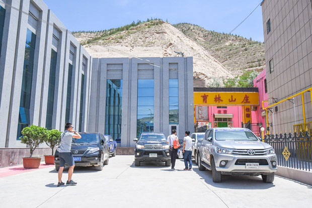 คาราวาน Toyota Hilux Revo 2016 คาราวาน Toyota Hilux Revo 2016