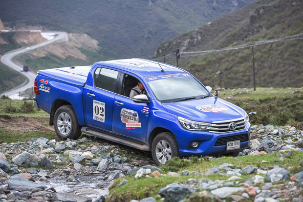 คาราวาน Toyota Hilux Revo 2016 คาราวาน Toyota Hilux Revo 2016