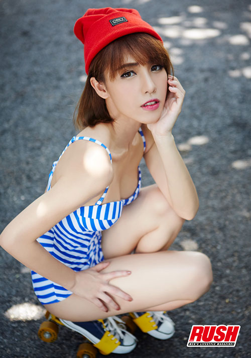 แอปเปิ้ล สีสะเหงียน ชุดว่ายน้ำ แอปเปิ้ล สีสะเหงียน ชุดว่ายน้ำ