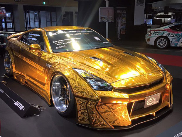 Kuhl Racing Engraved Nissan GT-R Kuhl Racing Engraved Nissan GT-R